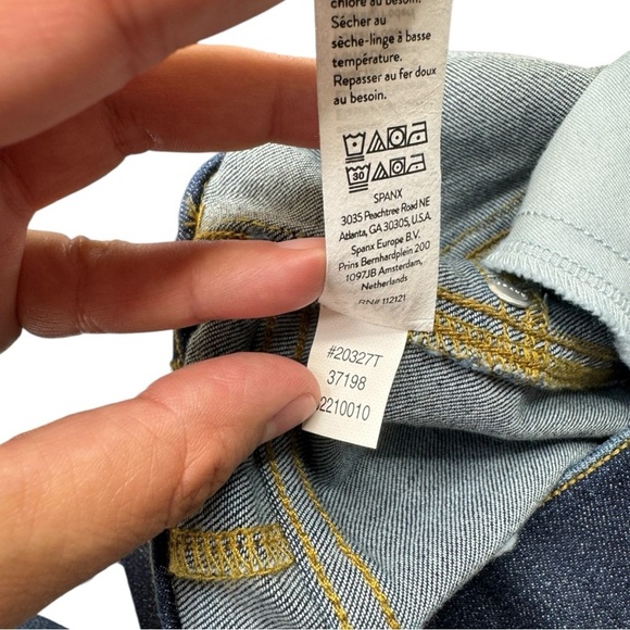 Spanx EveryWear Flare Midnight Shade High Rise Long Jeans - Picture 12 of 13